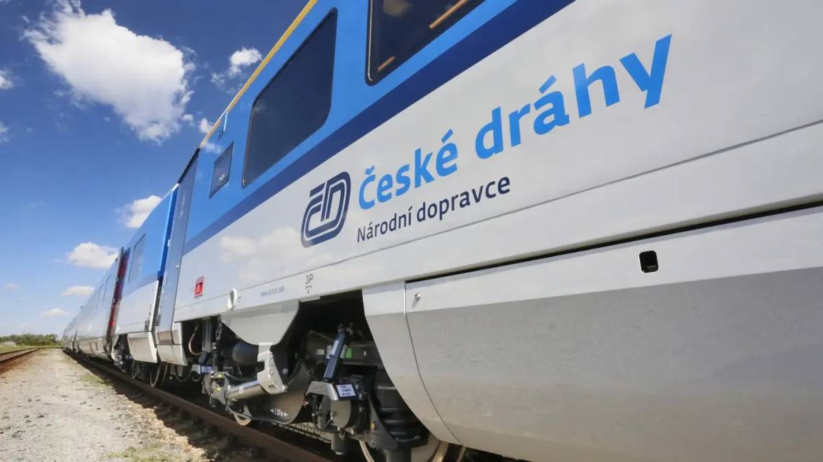 Informace o výlukovém jízdním řádu v příloze.