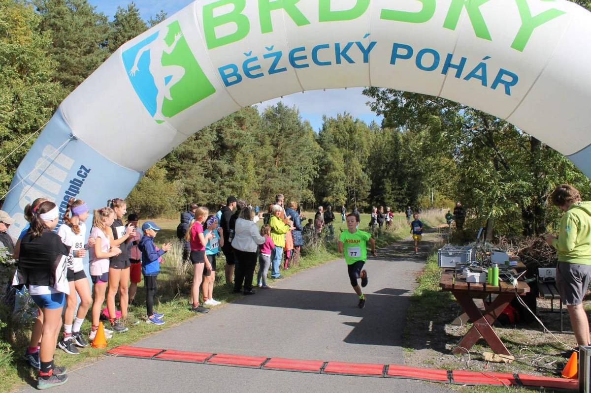 V neděli 18. 5. 2025 ožije areál SK Litavanu Bohutín běžeckými závody s názvem Brdská 25. Přijďte si zaběhat v krásné přírodě Brd.