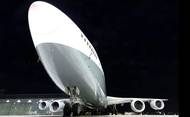 Trump hodlá používat darovaný Boeing 747-8 jako prozatímní prezidentské letadlo, zatímco Boeing dokončuje Air Force One nové generace.