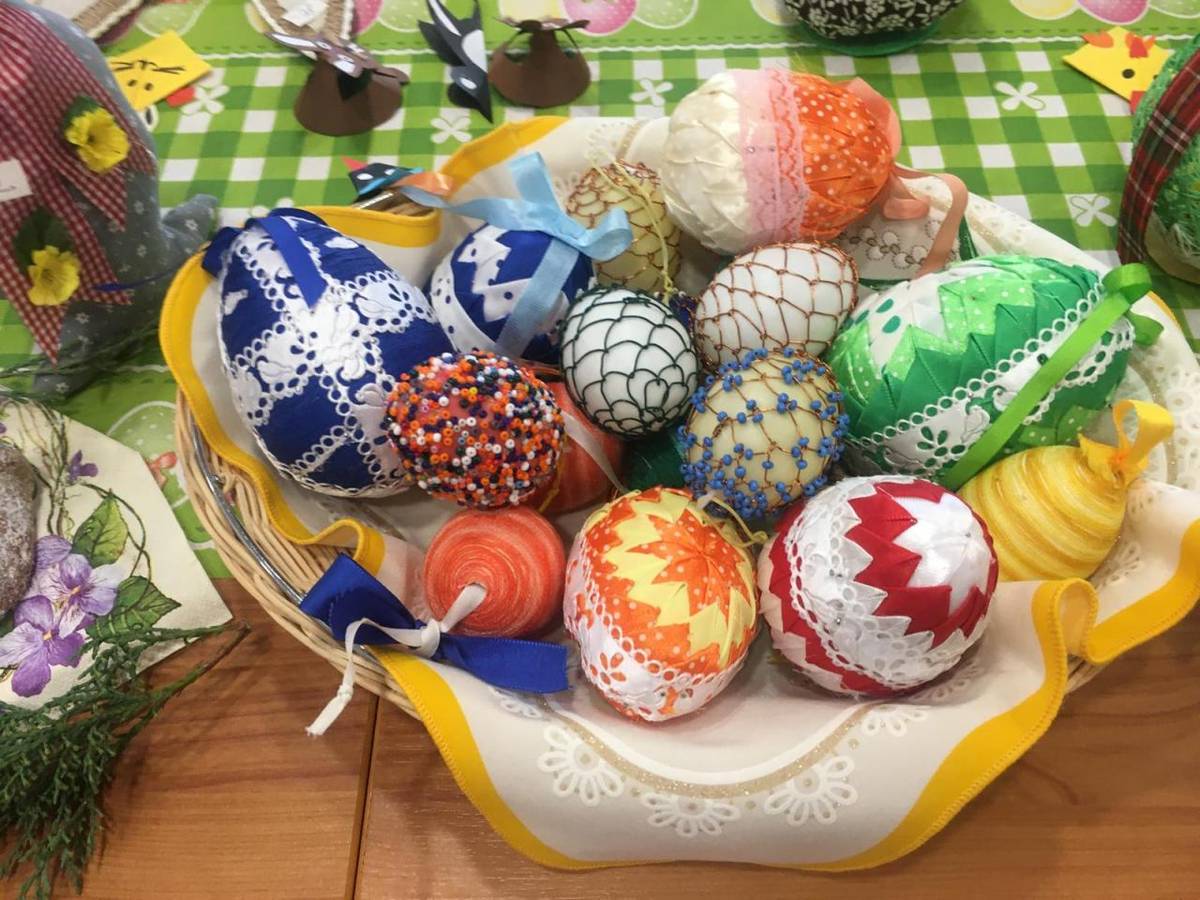 Velikonoční výstavka spojená s oslavou výročí - Klub seniorů Čtyřlístek - 9. 4. 2025