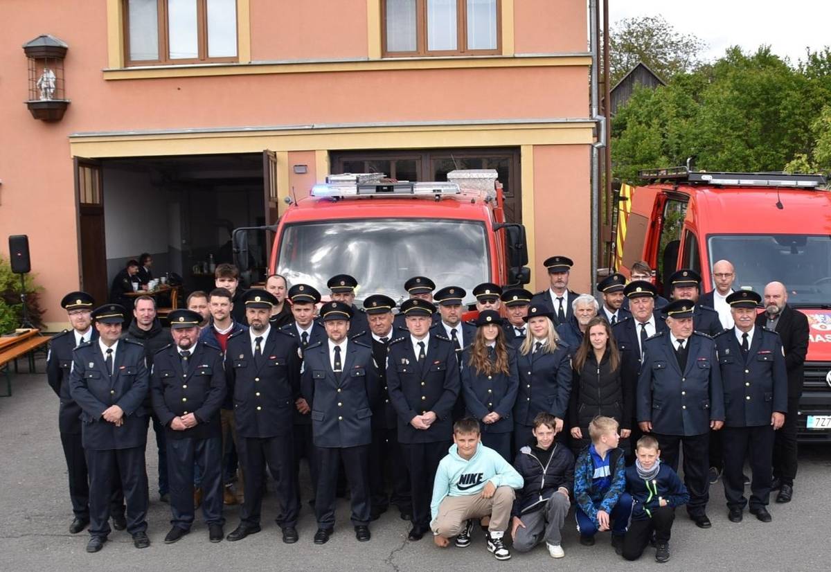 V sobotu 17. května se uskutečnila mše svatá za všechny živé i zemřelé hasiče z Vysokého Pole. Mši sloužil P.ICLis.Mgr. Vít Hlavica.    Součástí mše svaté bylo svěcení a žehnání hasičských vozidel.