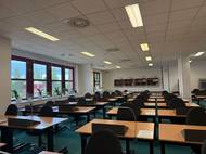 V badatelně najdete místa na sezení i počítače a dokonce čtečky.