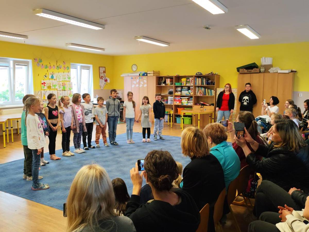 19.5. jsme ve školní družině oslavili Den matek