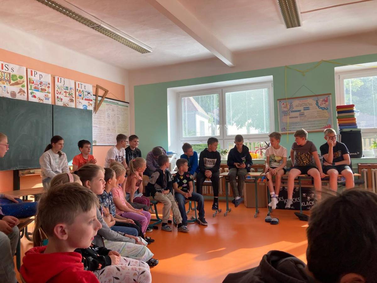 Projektový den ,,cesta kolem světa,,