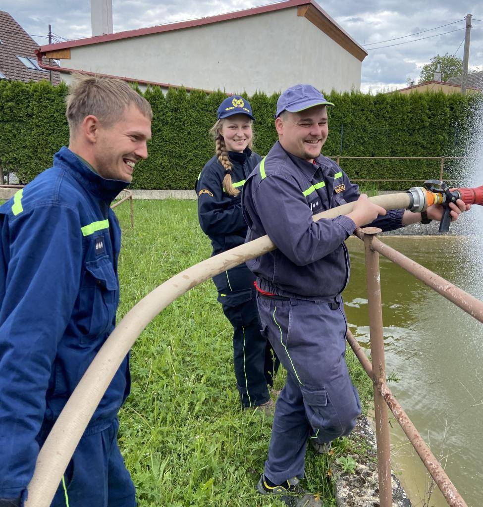 fotografie z hasičského cvičení SDH Milý