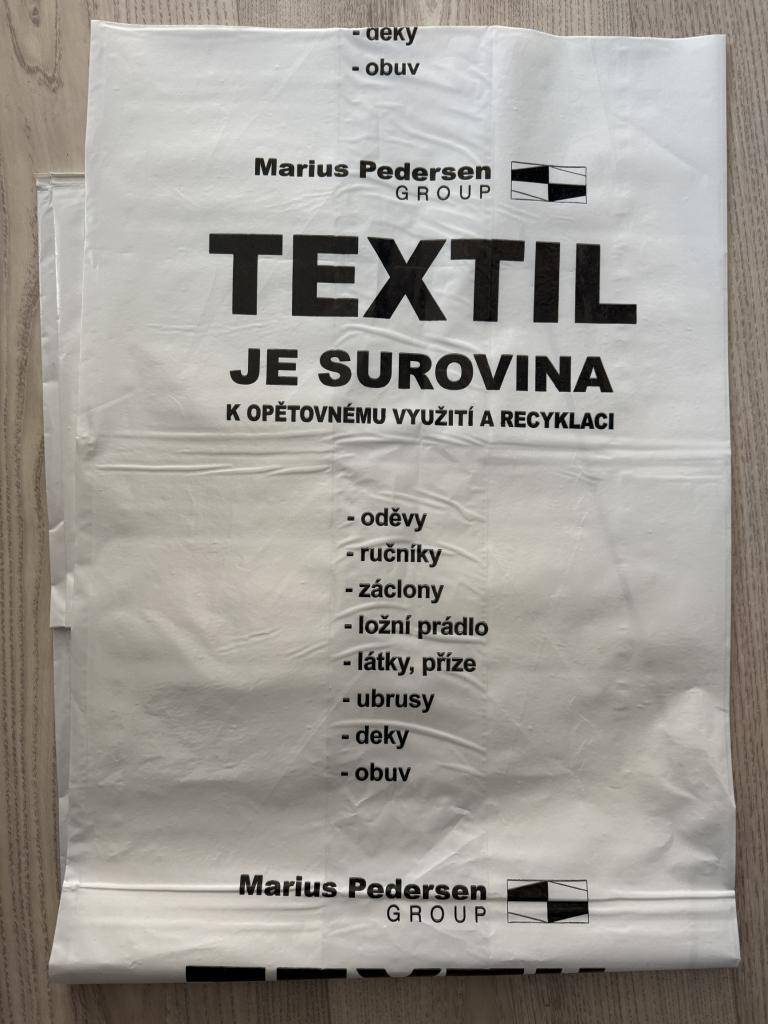 V místním obchodě nebo na obecním úřadě si můžete vyzvednout pytle, na textil určený k vyhození. Pytle bude sbírat mobilní sběr odpadu 28.5.2025 a 1.10.2025.