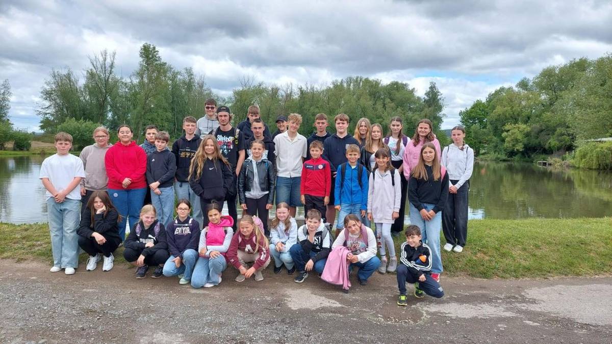 V pondělí 19. května se naši senátoři v rámci akce Den jinde jeli podívat do ZŠ Blatnice.