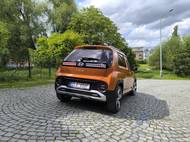 Inster je relativně úzké a vysoké auto.