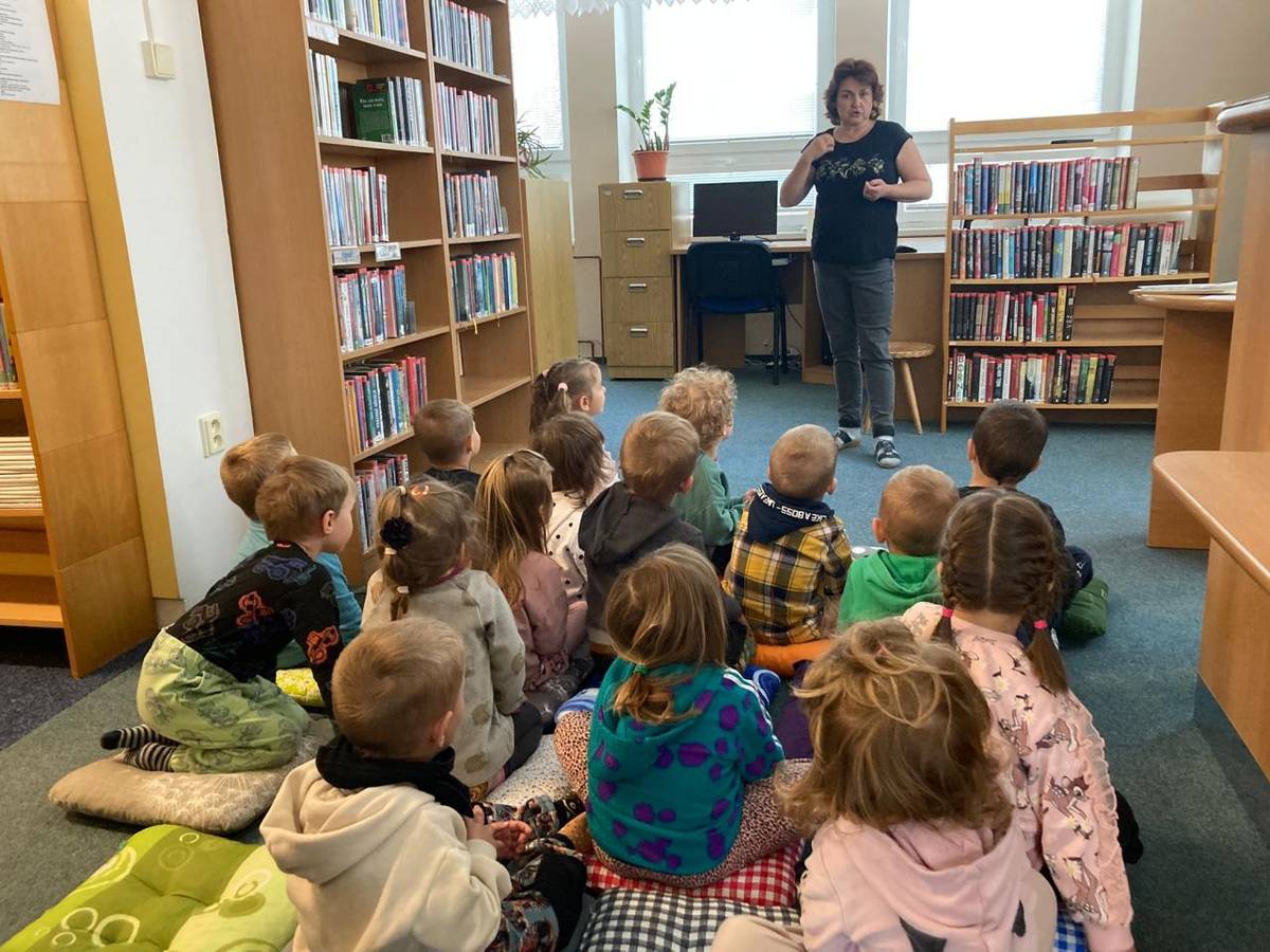 Návštěva v knihovně