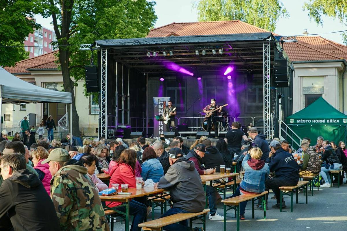 Autoři fotografií: Ing. Václav Šaroch, Josef Fiala