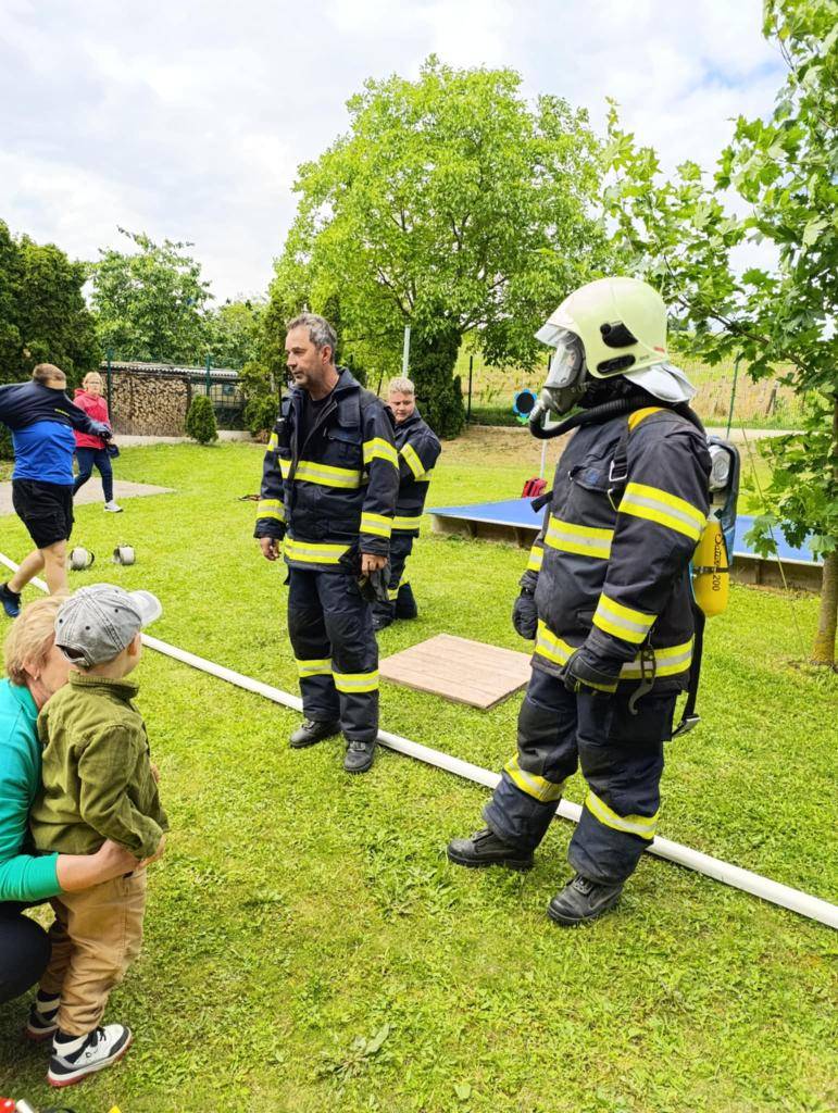 Odpoledne s přítluckými hasiči - cvičná evakuace dne 29.5.2025