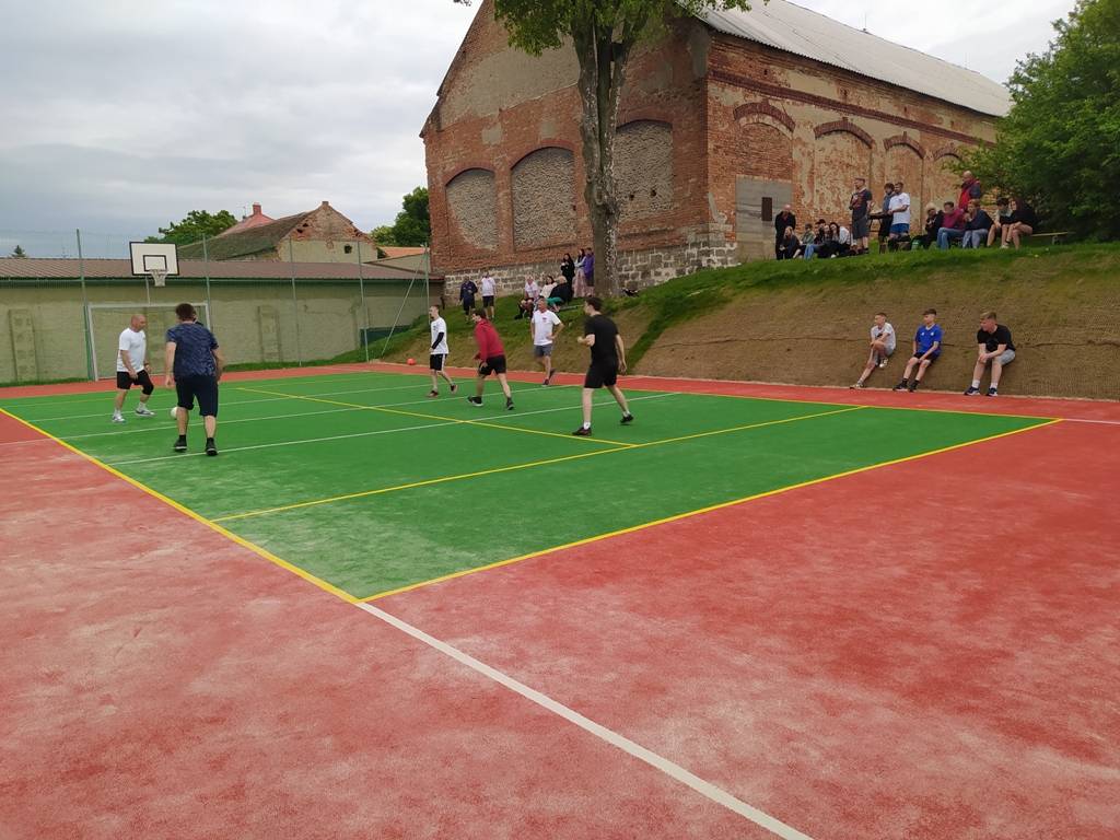 Den plný sportu a her