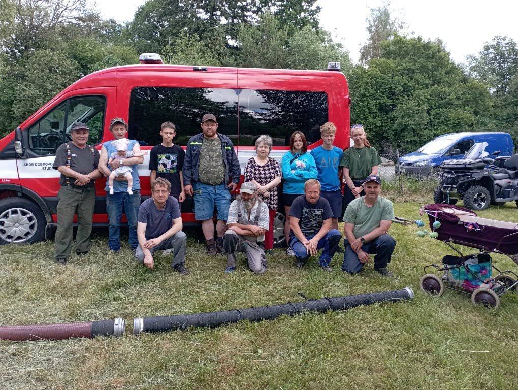 Sbor dobrovolných hasičů 7.6.od 8 h zve na akci čištění koupaliště. Dobrovolníci jsou vítáni, sraz na místě. TJ Dynamo 6. 6. v 17 h zve na domácí fotbalové utkání: MUŽI A  x Halže Plánovaná odstávka ČEZ v části obce, 10. 6. v 7:30 - 9:30, Více info včetně čísel popisných na webu obce nebo k doptání na OÚ Předběžná pozvánka: o víkendu 14. a 15. 6.: žákovské fotbalové turnaje, v SO minipřípravka, v NE starší žáci. Přijďte podpořit. 