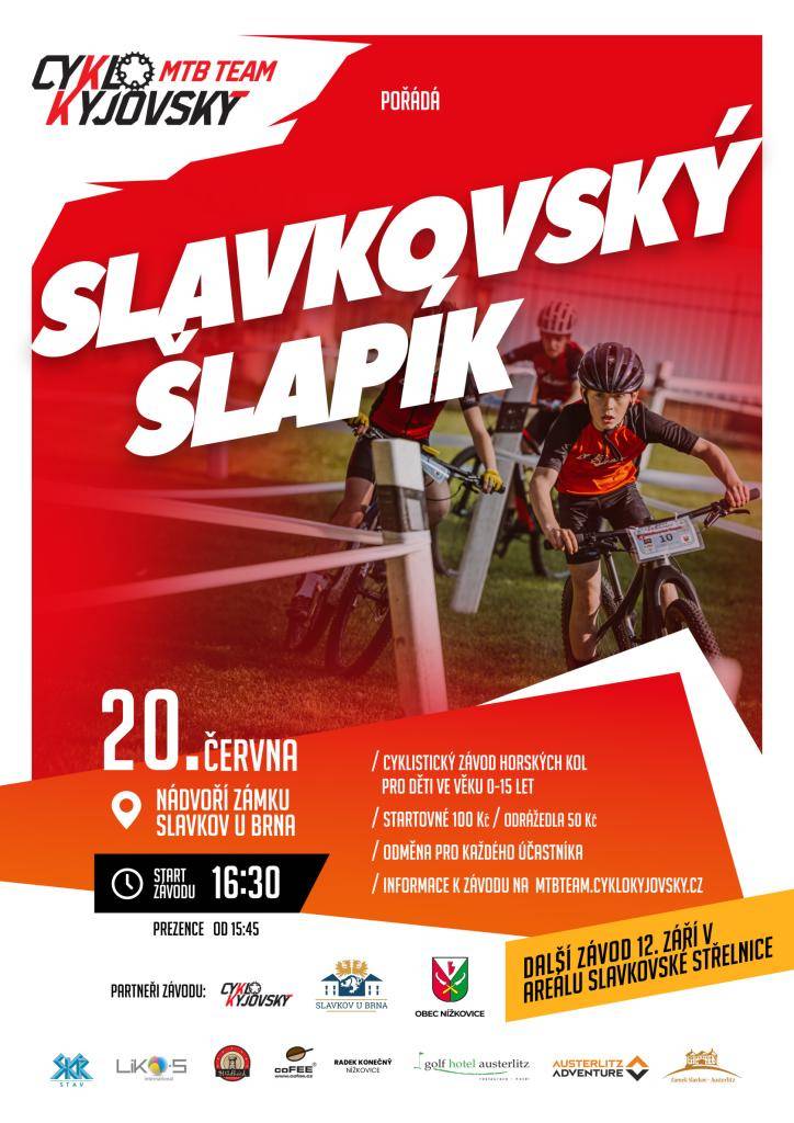 Nádvoří zámku Slavkov u Brna 20. června 2025, start závodu 16:30 hod.