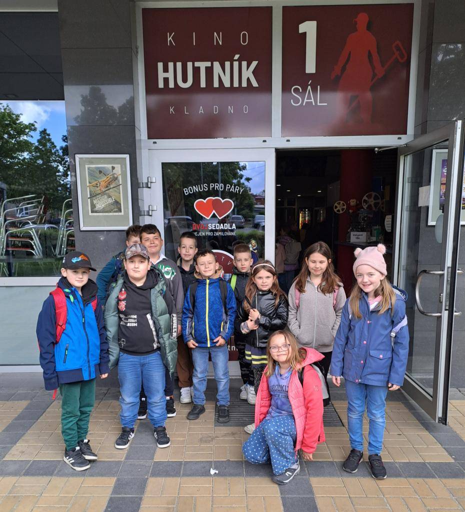 2.A - Kino Hutník