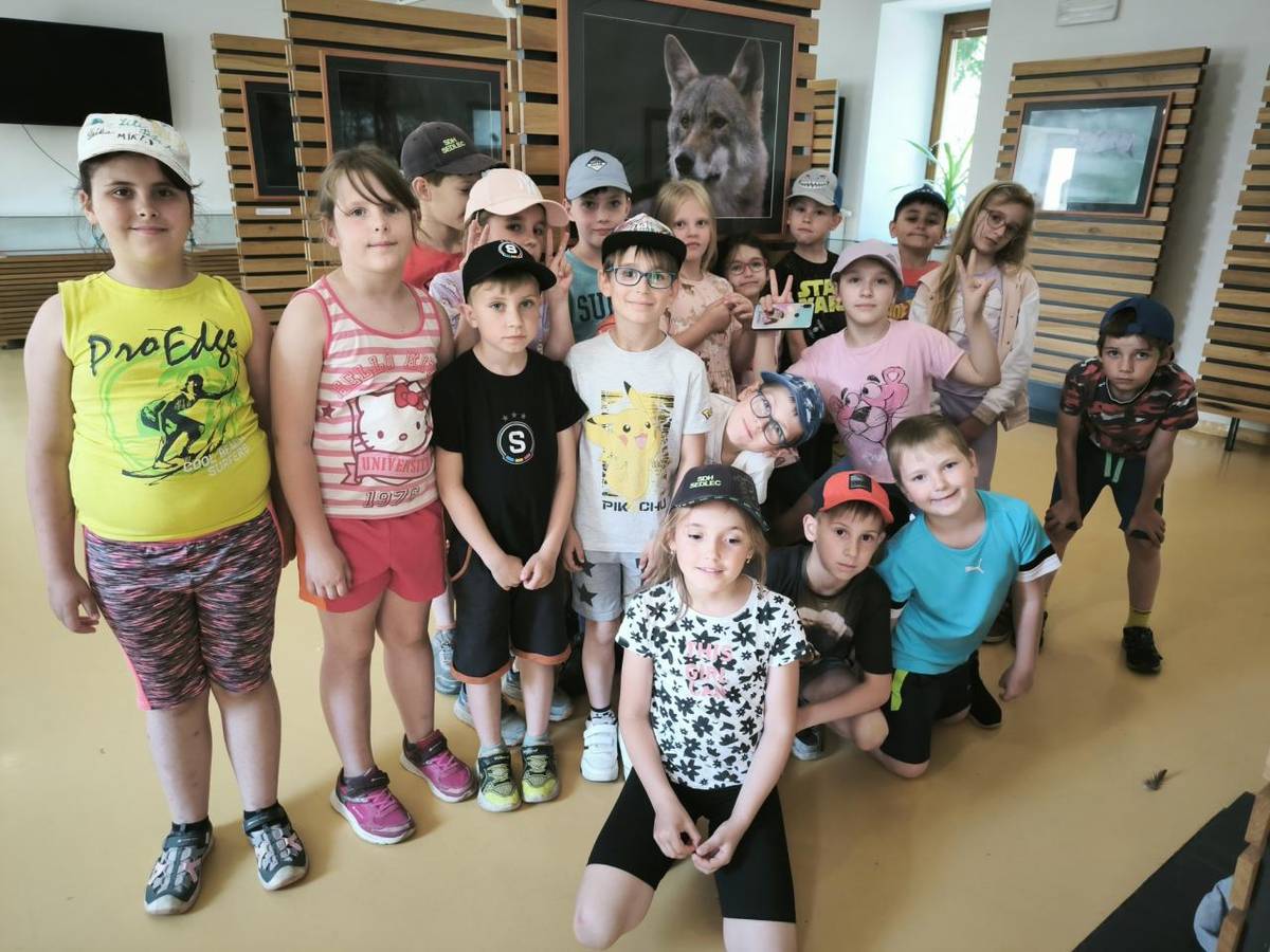 Ve středu 11. června se děti ze školní družiny vydaly na výlet do záchranné stanice Centrum Ochrany fauny Hrachov.