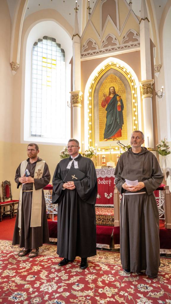 V dňoch 14. a 15. júna  2025 sa uskutočnil už 27. ročník Detského folklórneho festivalu Zdola ponickýho mlyna. Môžeme hodnotiť aký bol, čo bolo a nebolo dobré. Dúfame že sa Vám páčilo. Autorom fotiek je Milan Kosec.