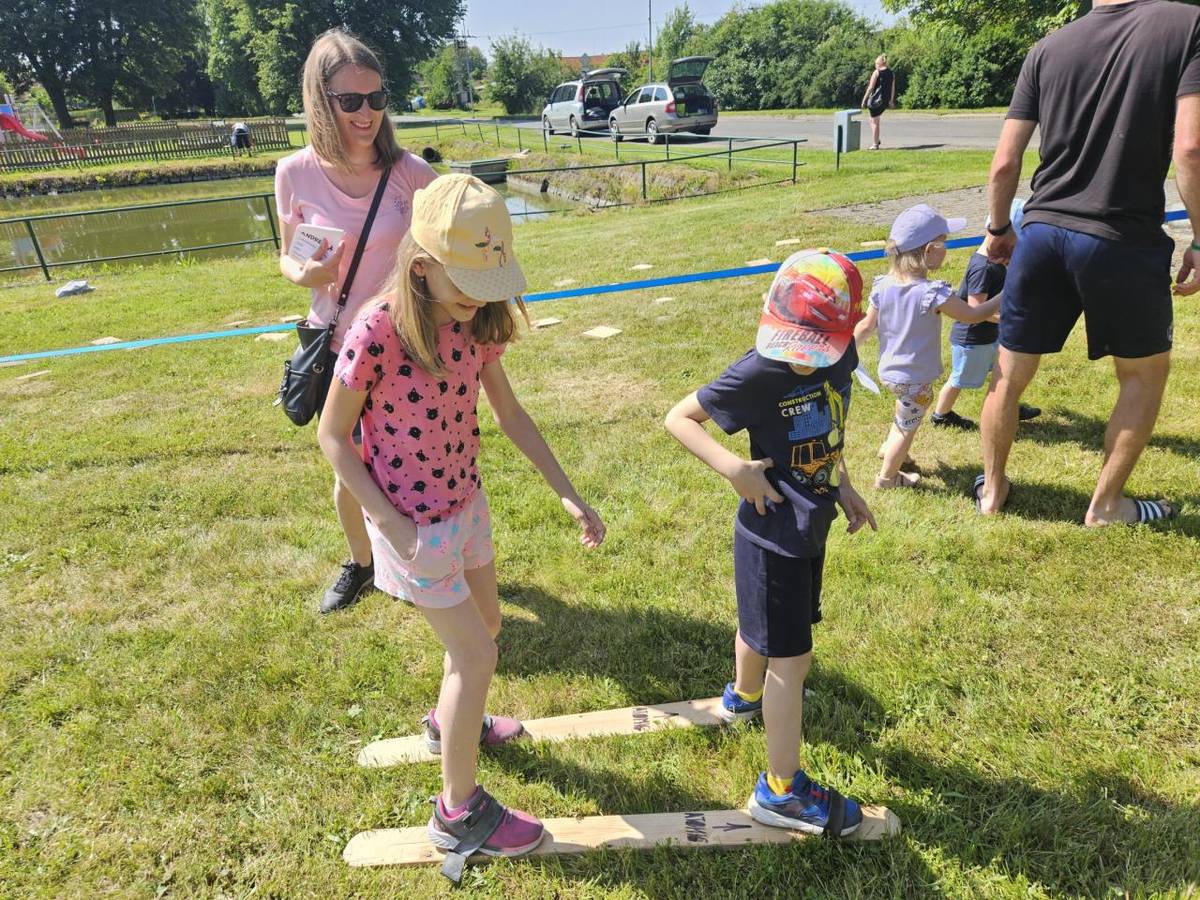 Fotky z letošního dětského dne. Na rozdíl od minulého týdne počasí vyšlo a všichni si akci užili :)