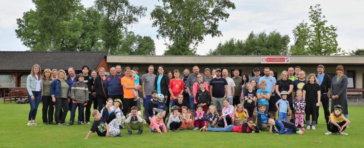 Tradiční cykloturistickou jízdu Ohnišťanský pedál uspořádala Mateřská škola Sedmikráska v sobotu 7. června.