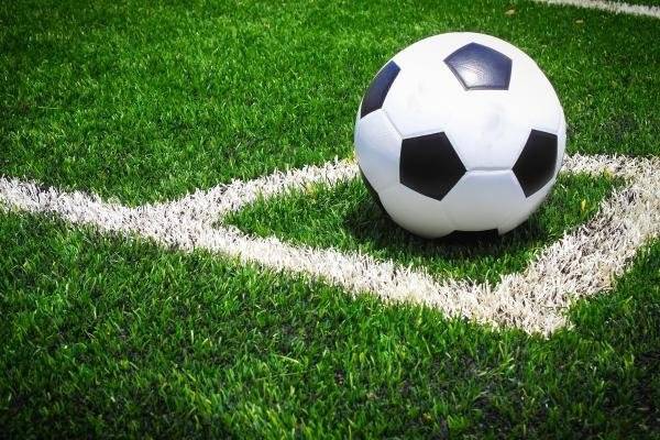 Vážení občania, FK Sedliská Vás pozýva na príjemný večer s priateľmi do Areálu FK Sedliská. Môžete sa tešiť na opekačku, grilované jedlo, drinky, maľovanie na tvár, futbal pod osvetllením.  Začiatok je o 19:00 hod, porcia 5 €.  Príďte sa zabaviť a stráviť príjemné chvíle s priateľmi