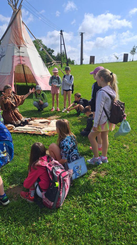 Žáci 1.,3. a 4. třídy se stali na jeden den kovboji.