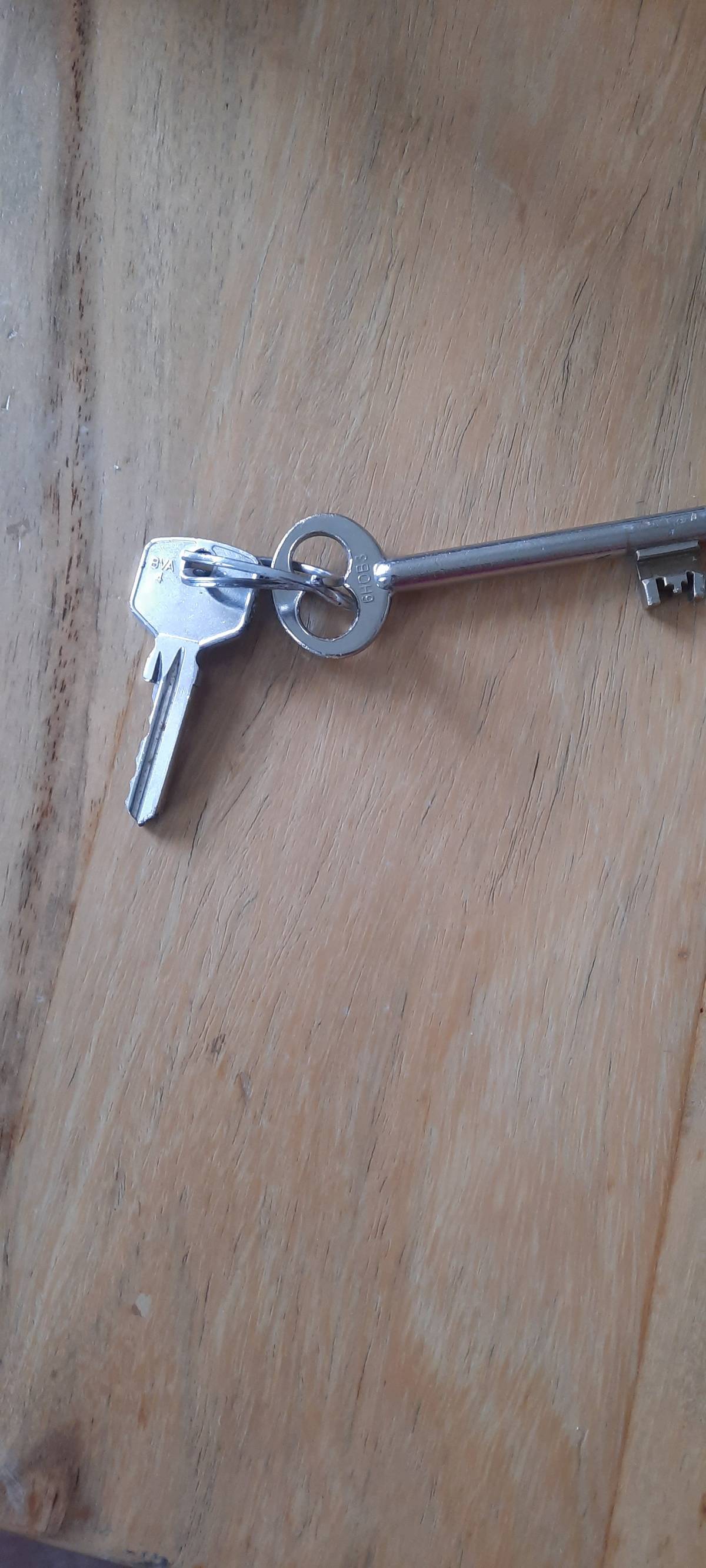 V Putimově byly nalezeny klíče. Tel.723540236