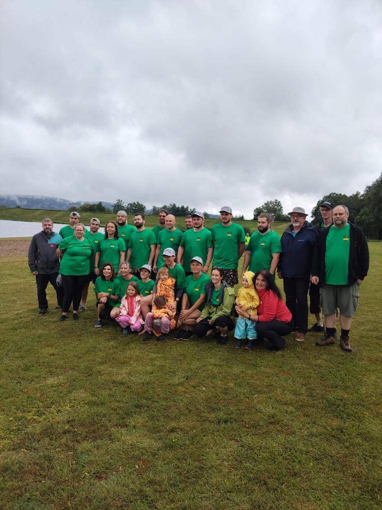 V sobotu 7. června jsme se zúčastnili 4. ročníku závodů dračích lodí na jezeře Perlsee ve Waldmünchenu.   Do závodu se zapojilo celkem 14 týmů z české i německé strany.  Babylon reprezentoval tým Čerti z Babylonu.