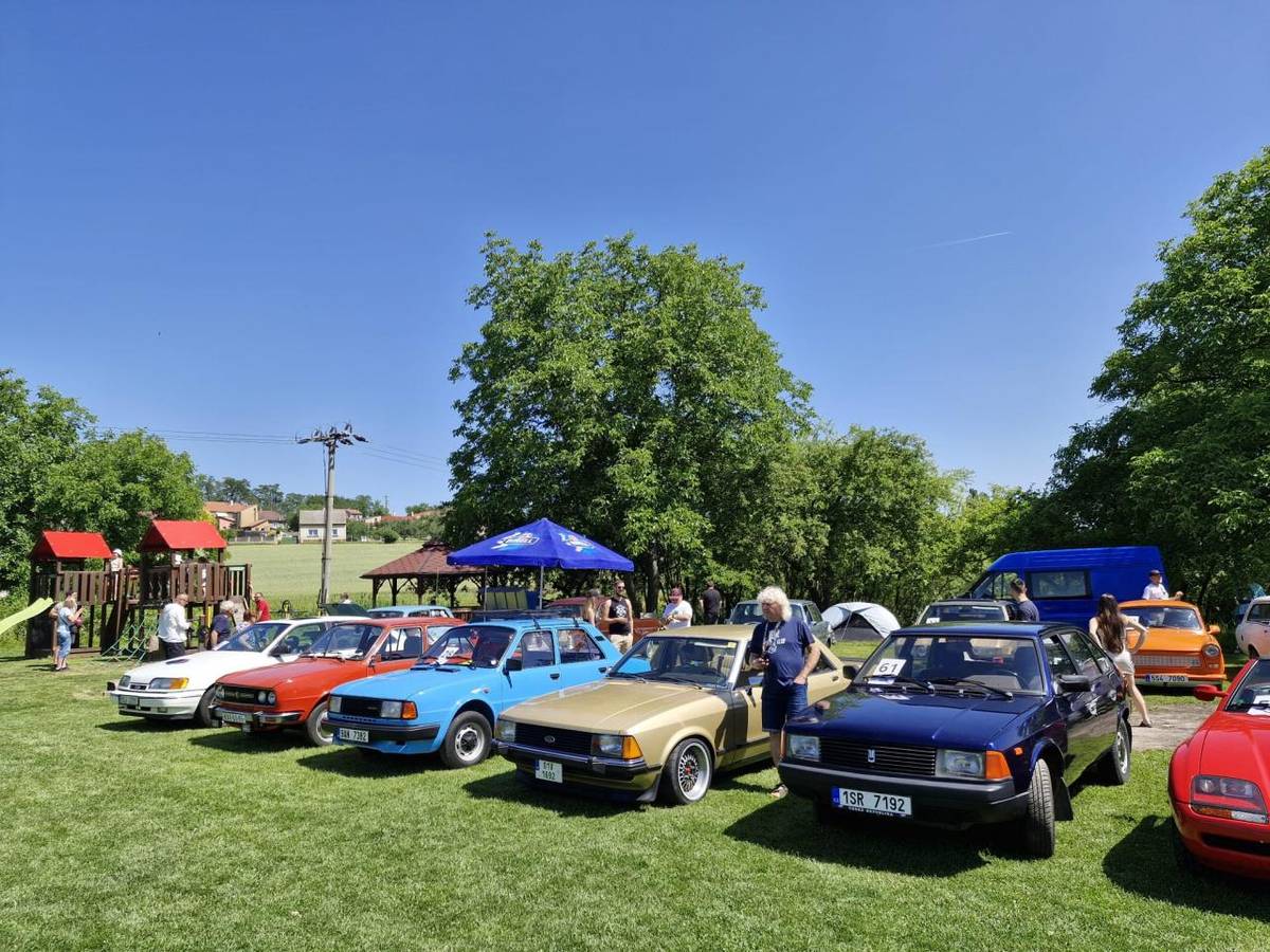 2.ročník Srazu veteránů v Ledcích