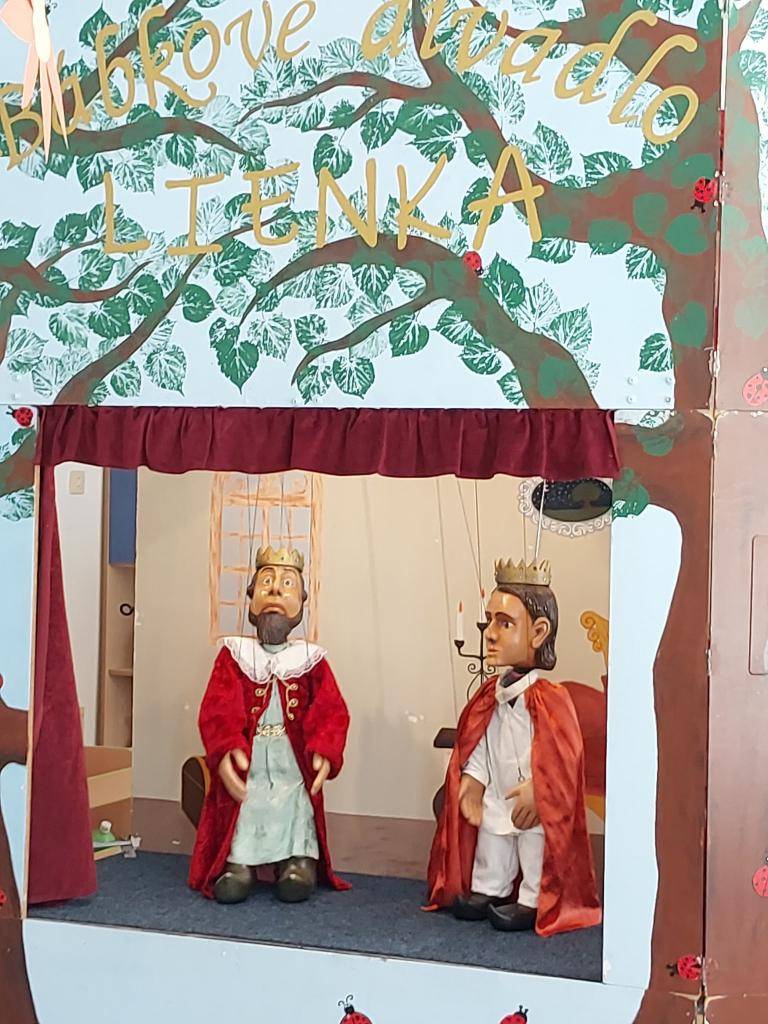 Bábkové divadlo Lienka a ich poučná rozprávka