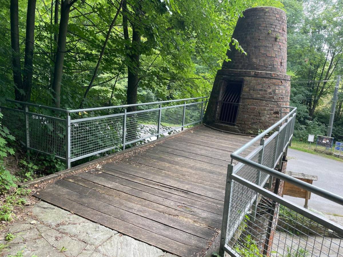 23. - 27.6.2025 bude probíhat oprava horní plošiny u Vápenných pecí. Vstup bude omezený.