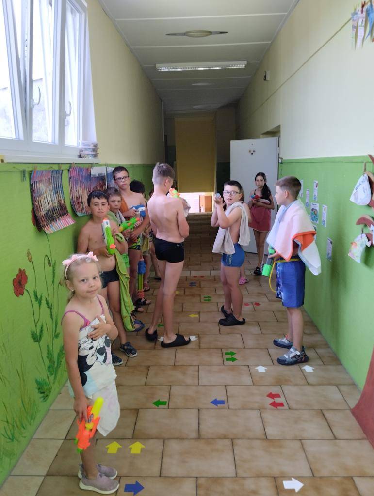 V horkém počasí je fajn se osvěžit.