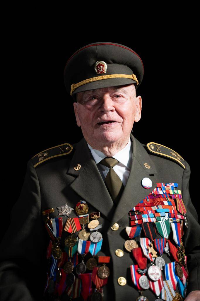 Dňa 15. júna sme so zármutkom prijali správu o úmrtí plukovníka Františka Orlovského (†97), rodáka z Lemešian, vojnového veterána a jedného z posledných priamych účastníkov Slovenského národného povstania.