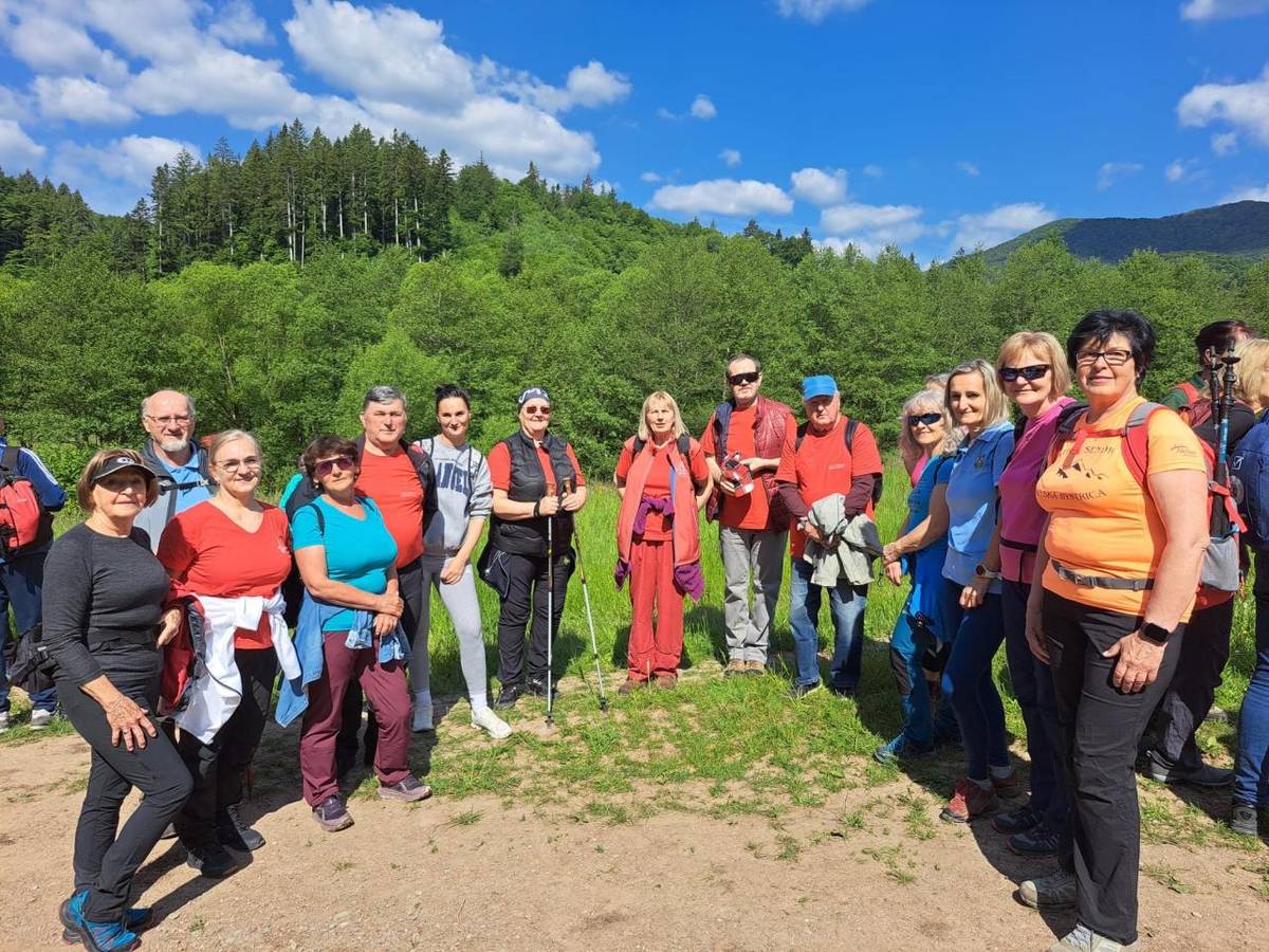 Mikroregión obcí Pod panským dielom uskutočnil dňa 28.5.2025 tradičný turistický  prechod seniorov, tentoraz  v katastri obce Lučatín.