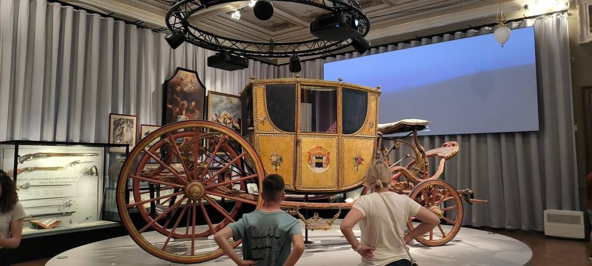 Poznávací exkurze pražskými památkami s žáky 5. ročníku.