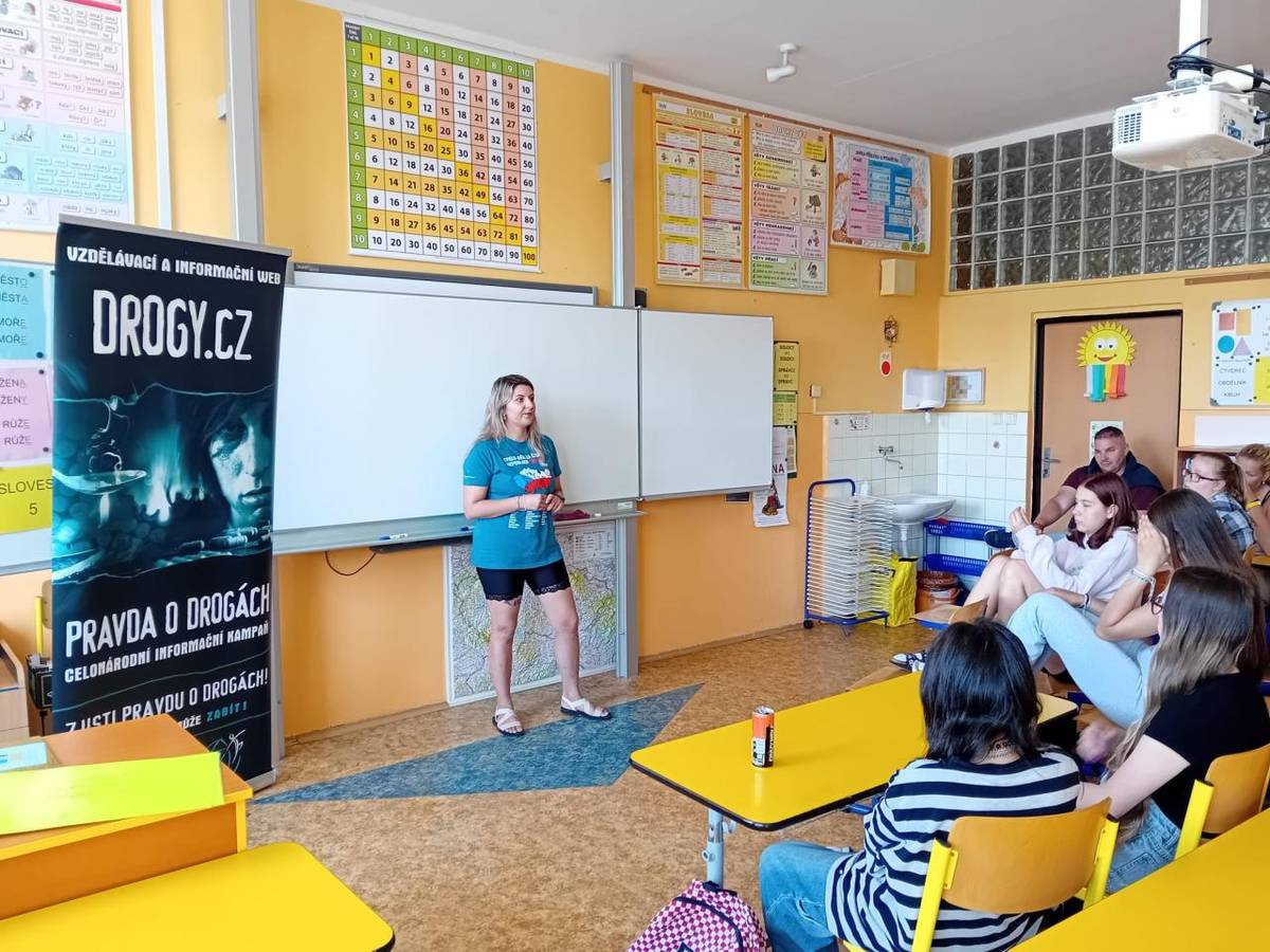 Ve středu se žáci 5. až 9. tříd zapojili do preventivní akce s výmluvným názvem „Řekni ne drogám, ale ano životu“, která proběhla pod záštitou Cyklovlaku 2025.