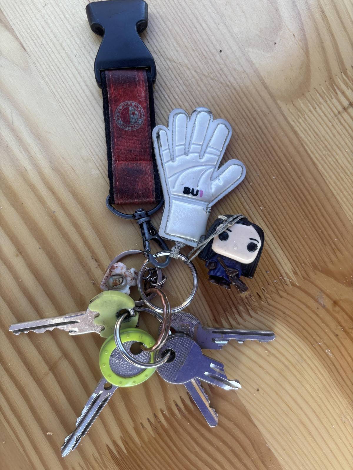 Nález klíčů ze včerejší zábavy.