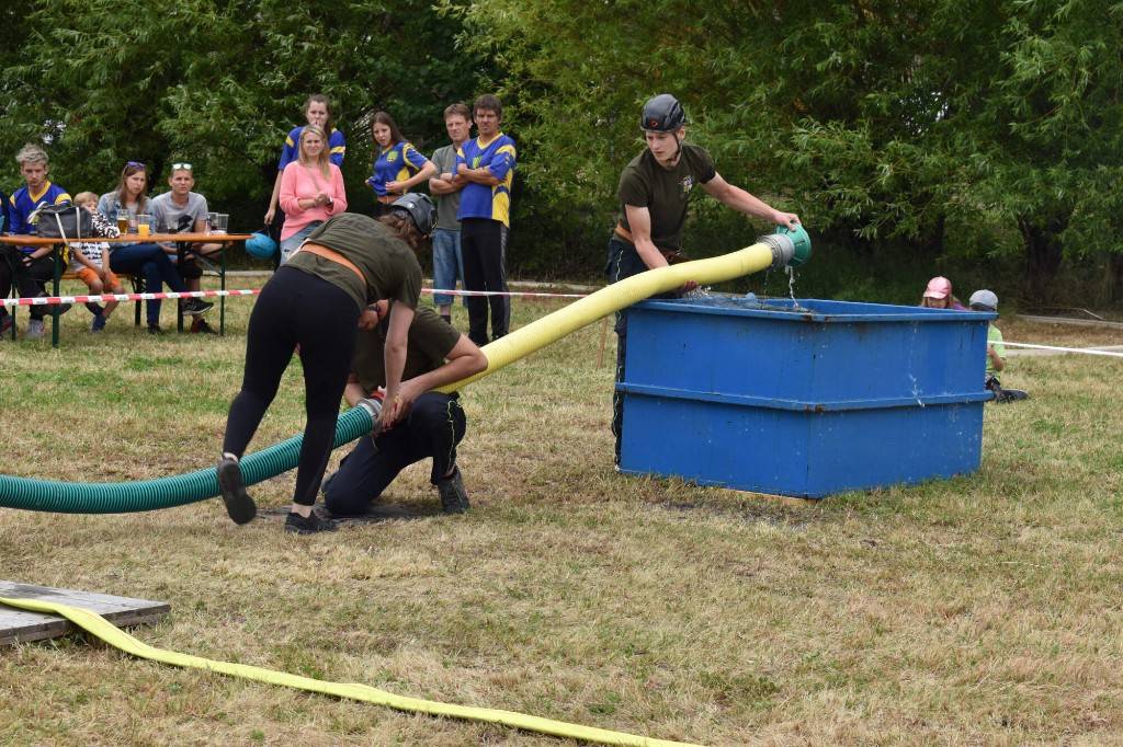 v sobotu 12.7.2025   večer od 19 hodin zábava