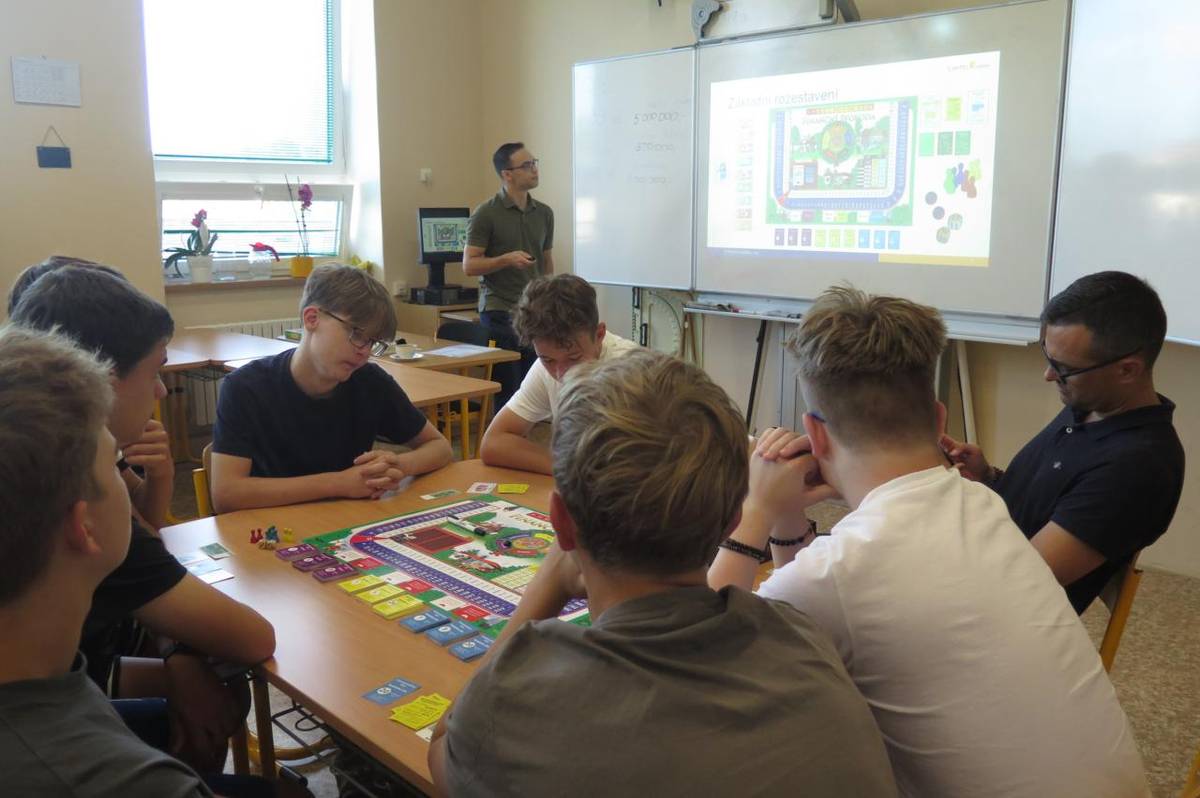 Poslední červnový týden se žáci 9. třídy zúčastnili programu finanční gramotnosti.