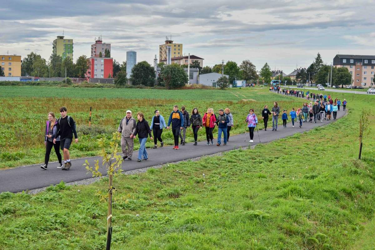 17. ročník Hlučínsko-Vřesinské šlápoty proběhl za krásného počasí. Hojná účast potvrzuje oblíbenost této akce.  Děkujeme všem organizátorům a těšíme se na další ročník.