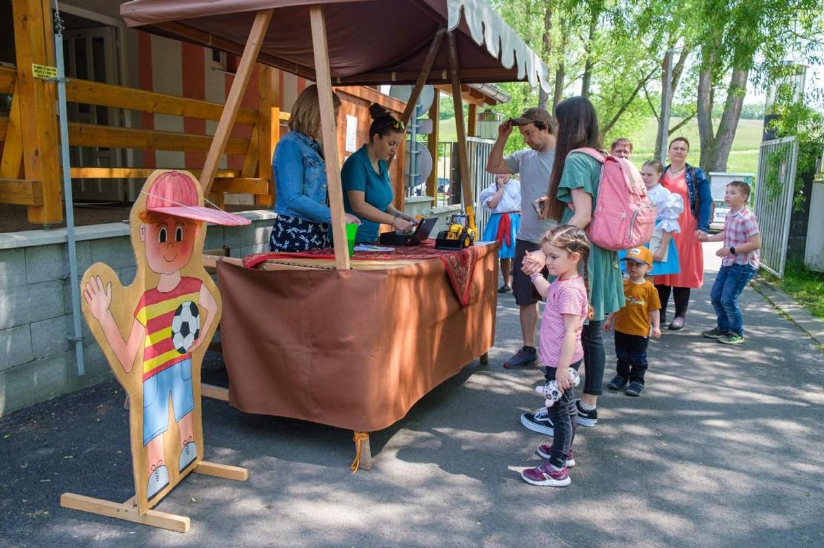 V sobotu 20. května hostil Amfík Bukovina XIII. ročník jarmarku řemesel, který tradičně připravil SPOT Slunéčko.