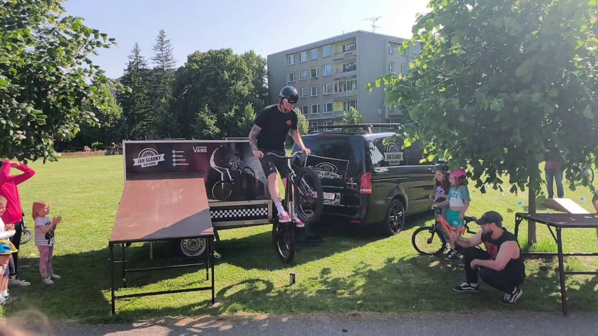 Fotogalerie bikeshow a parkur - Koláček 2025