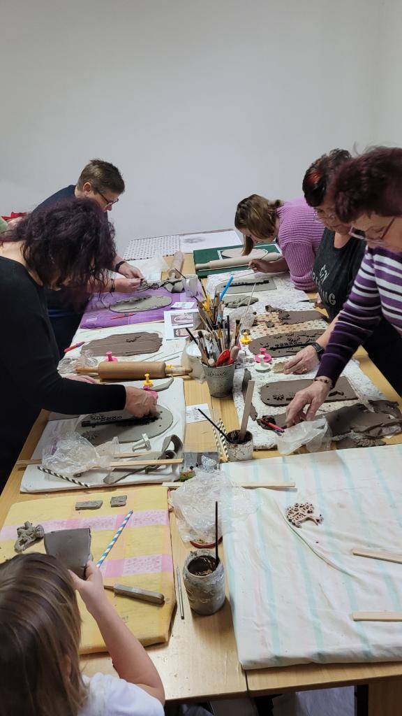 Tvoření z hlíny - venkovní teploměry