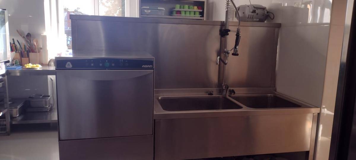 Projekt "Rekonstrukce školní kuchyně ZŠ a MŠ Mokrovraty" je spolufinancován Evropskou unií.