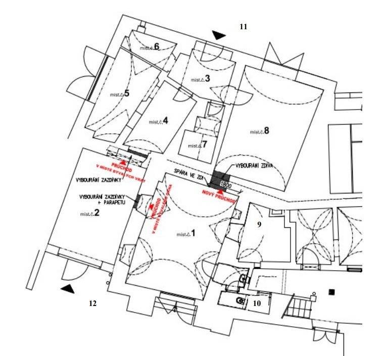 Českokrumlovský rozvojový fond nabízí budoucí pronájem nebytového prostoru v přízemních prostorách dvorních křídel domů Latrán 16 a 20, v historickém centru Českého Krumlova.      Velikost: cca 135 m² + možnost prostoru pro kavárenské stolky před objektem Vhodné využití: kavárna, galerie, prodejna, dílna se vstupem pro veřejnost, kanceláře Nepřípustné: restaurace, rychlé občerstvení, výrobní prostor     Stav: prostor bude stavebně upraven (podlahy, stěny, WC, topení), vybavení (nábytek, přípravna) si zajistí nájemce Nájemce může ovlivnit projektovou přípravu prostoru     Harmonogram: 09/2025: výběr nájemce a podpis smlouvy o smlouvě budoucí 12/2025: projekt 03/2026: stavební povolení 10/2026: rekonstrukce Konec 2026: předání prostoru     Předpokládaný začátek nájmu: 1. 1. 2027     Roční nájem: od 240 000 Kč bez DPH Kauce: 3 měsíční nájmy a zálohy na služby při podpisu smlouvy o smlouvě budoucí     Nájemní smlouva na 36–72 měsíců s možností prodloužení     Prohlídku nebytového prostoru lze sjednat po předchozí telefonické domluvě: 775 944 155, Petr Kubal.     Nabídky zasílejte do 10. 9. 2025 (včetně podnikatelského záměru a nabízené ceny).  Podrobnosti na webu www.ckfond.cz