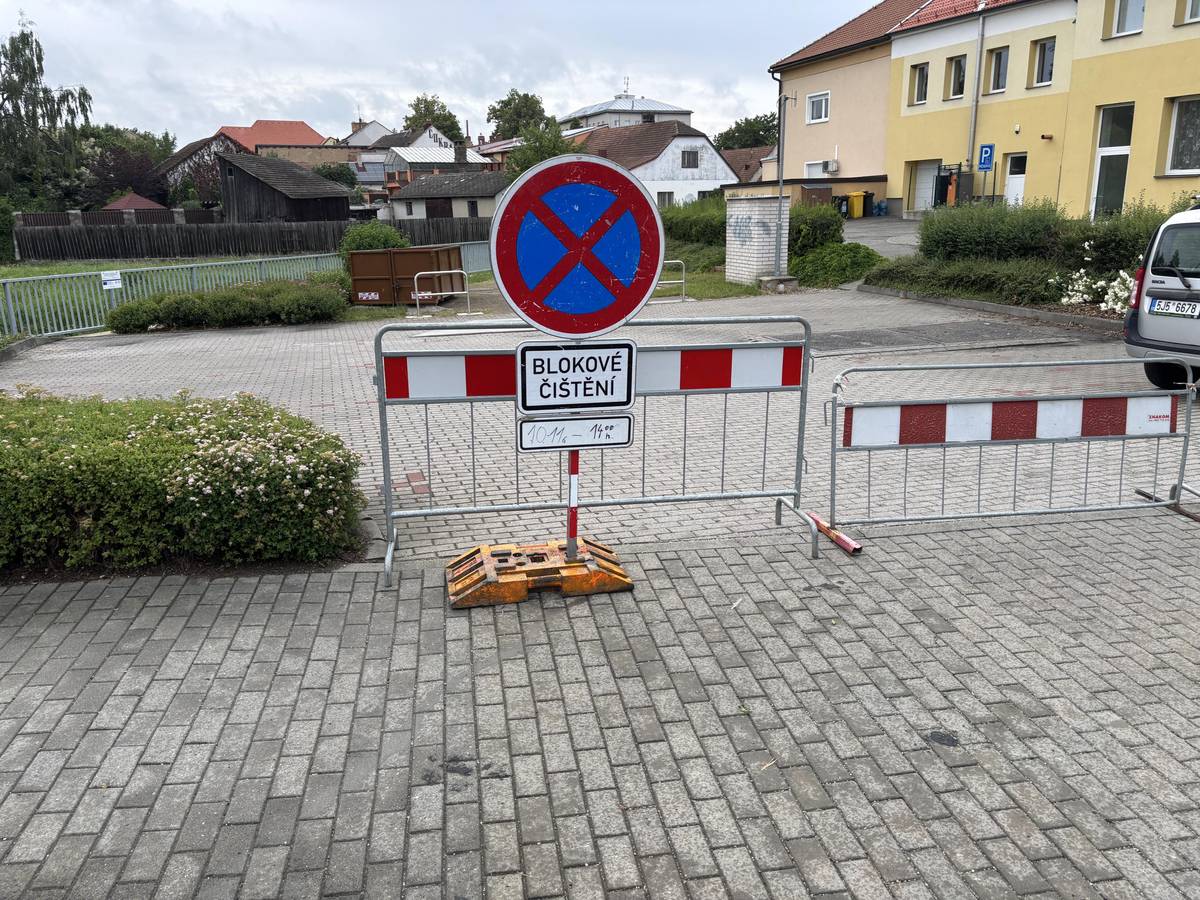 Vážení spoluobčané, v termínu 9.7. - 10.7.2025 bude parkoviště za zdravotním střediskem z důvodu opravy zámkové dlažby UZAVŘENO. Děkujeme za pochopení