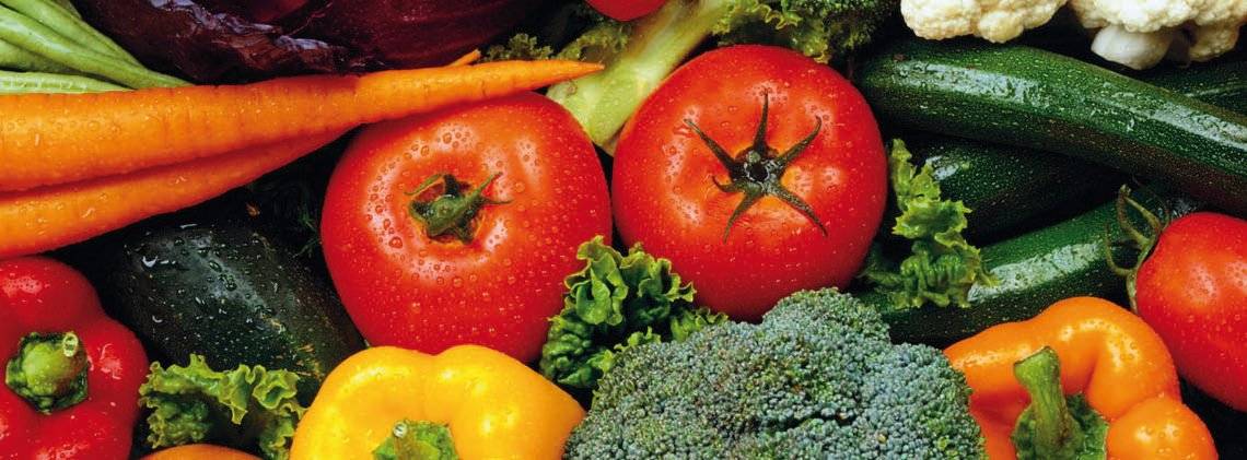 Dnes 15.7.2025 v 9:50 hodin přijede do obce soukromý prodejce ovoce a zeleniny. Nabízí jahody a meruňky (na džem) za 79,- Kč, rajčata a květák za 39,- Kč, nové brambory za 15,- Kč.