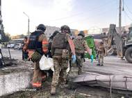 Následky ostřelování v Dobropillji v Doněcké oblasti