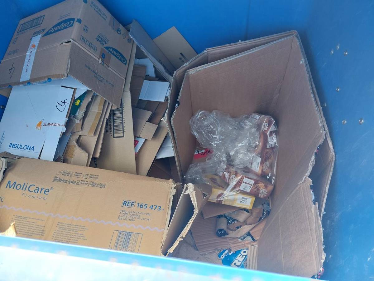 Nerešpektovanie Harmonogramu zberu odpadov 2025 zverejneného na webovej stránke obce, najmä jeho časti popisujúcej nakladanie s jednotlivými separovanými zložkami odpadov, zo strany nezodpovedných občanov stojí  zodpovedných občanov zbytočne vynakladané finančné prostriedky.