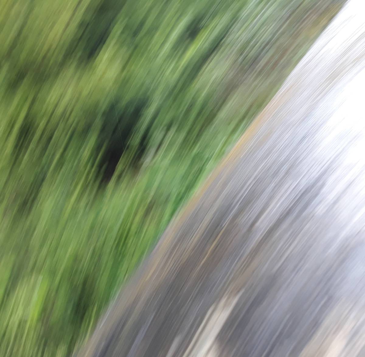 V pondělí 21.7. odpoledne do cca 17:30 hod nepoteče v Sedlci voda.  Řešíéme havárii potrubí hlavního řadu. Ve středu 23.7. je plánována odstávka vodojemu. Nepoteče voda v čase 7 - 17 hod. Prosíme o pochopení a trpělivost.  J.B.