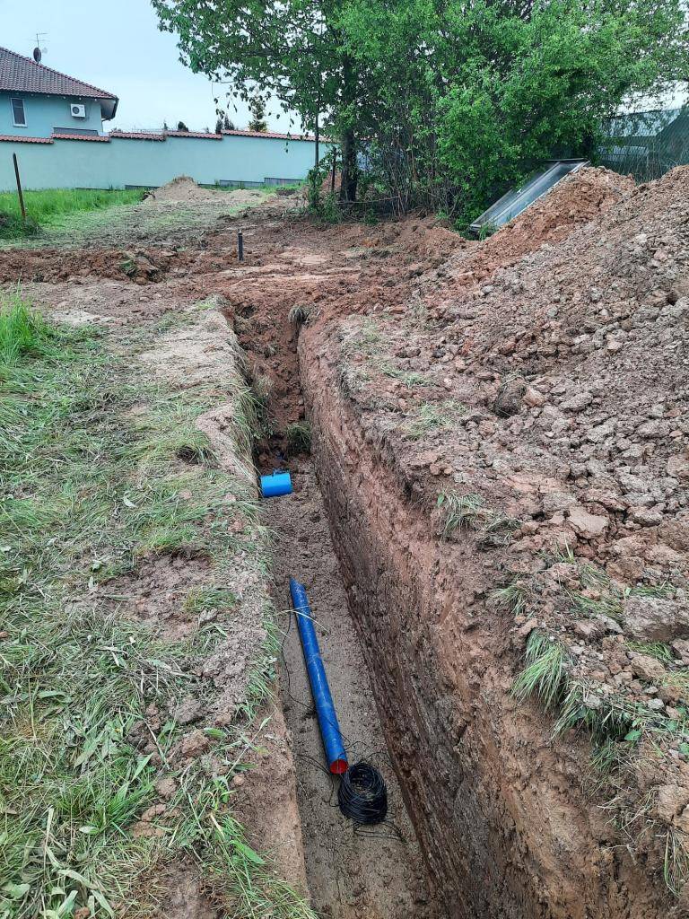 V měsíci červenci 2025 bylo kolaudací  završeno  dokončení stavby Chrastavice – prodloužení vodovodu v obytné zóně.